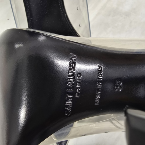 YVES Saint Laurent Heels - Picture 10 of 11